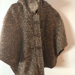Hooded wool jacket